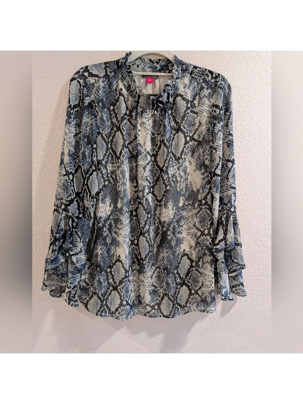 Vince Camuto Snakeskin Blouse Ruffled Sleeves Medium